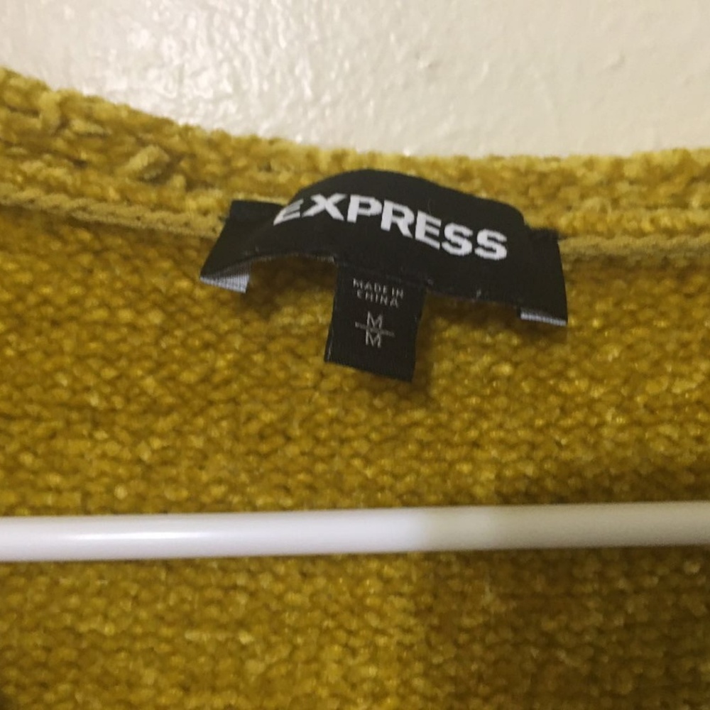 Express top - Picture 2 of 2